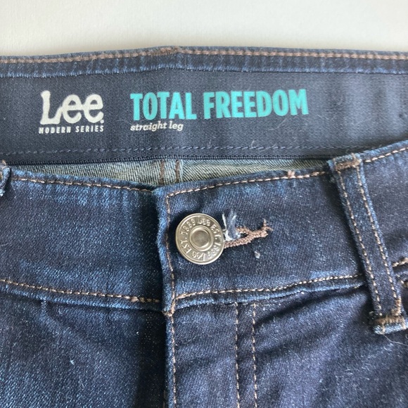 New Lee Navy Denim Straight Leg Jeans size 12 Medium - Picture 3 of 11